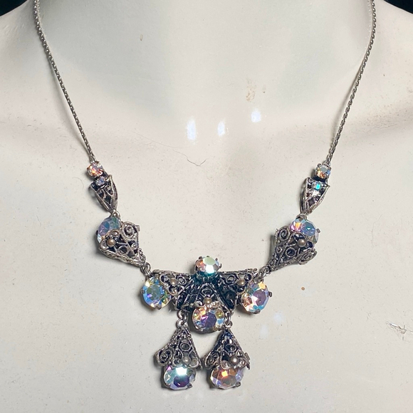 Vintage Czech Filigree Cone Aurora Borealis Rhinestone Silver Tone Necklace. - Picture 4 of 7